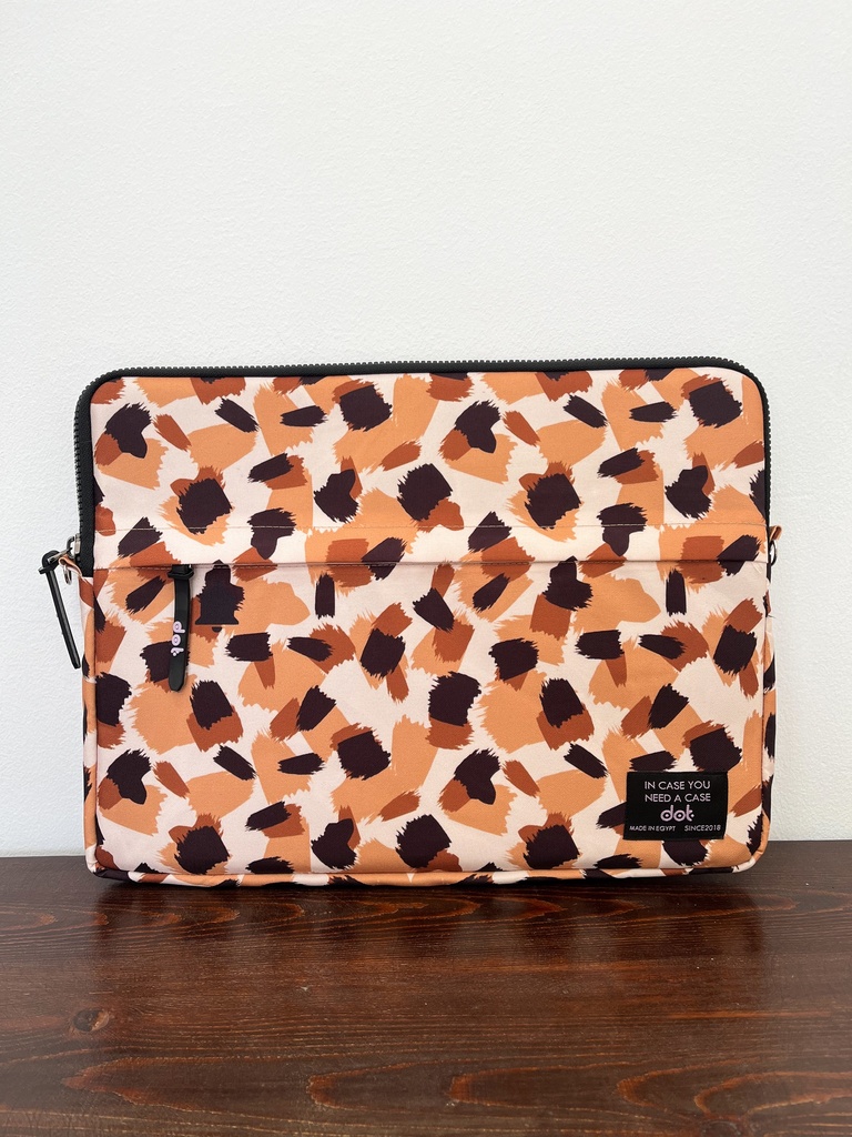 dot Leopard print 15.6 inch Laptop Sleeve