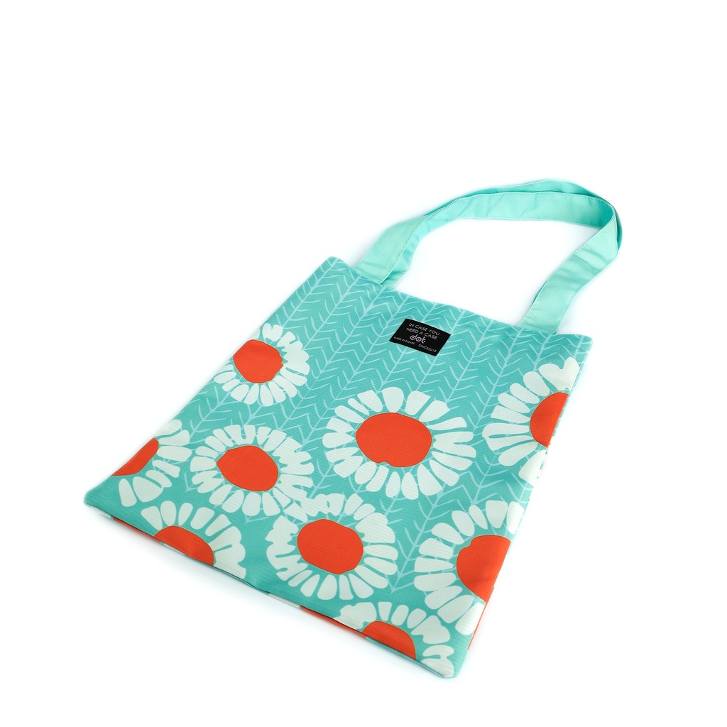 dot white flower tote bag