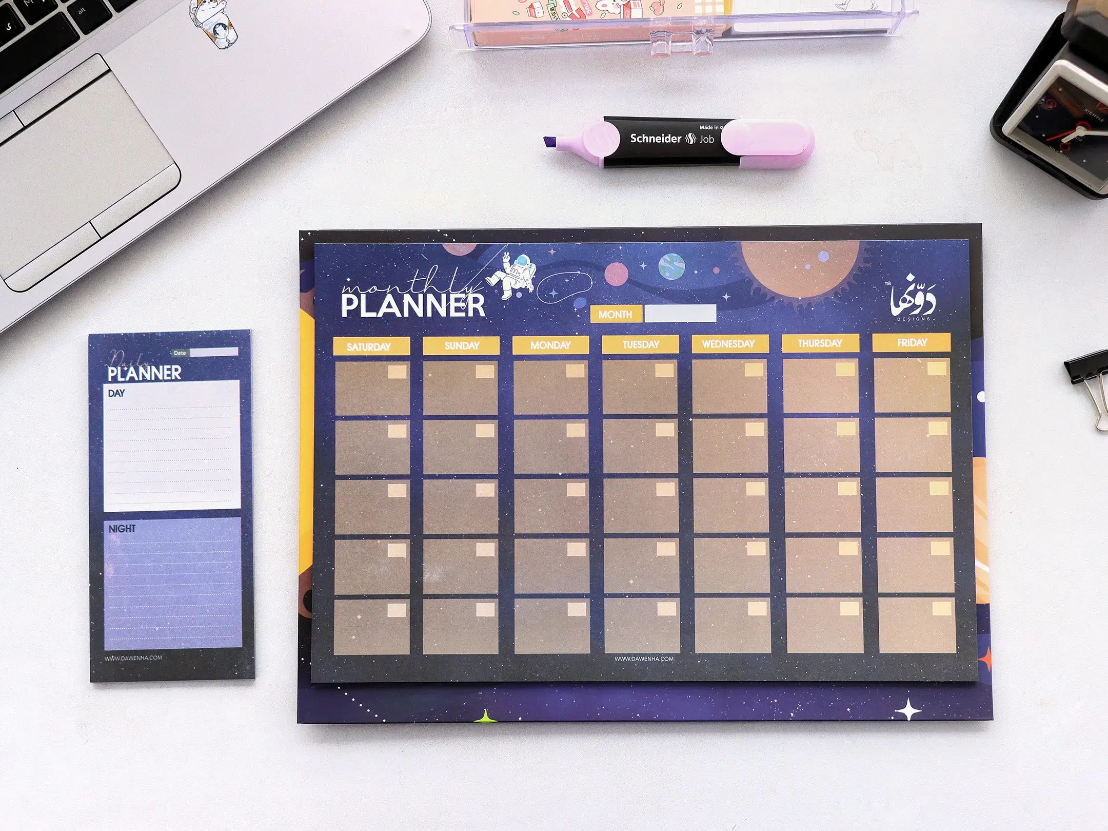 [2824] dot desk cleander - spaceship