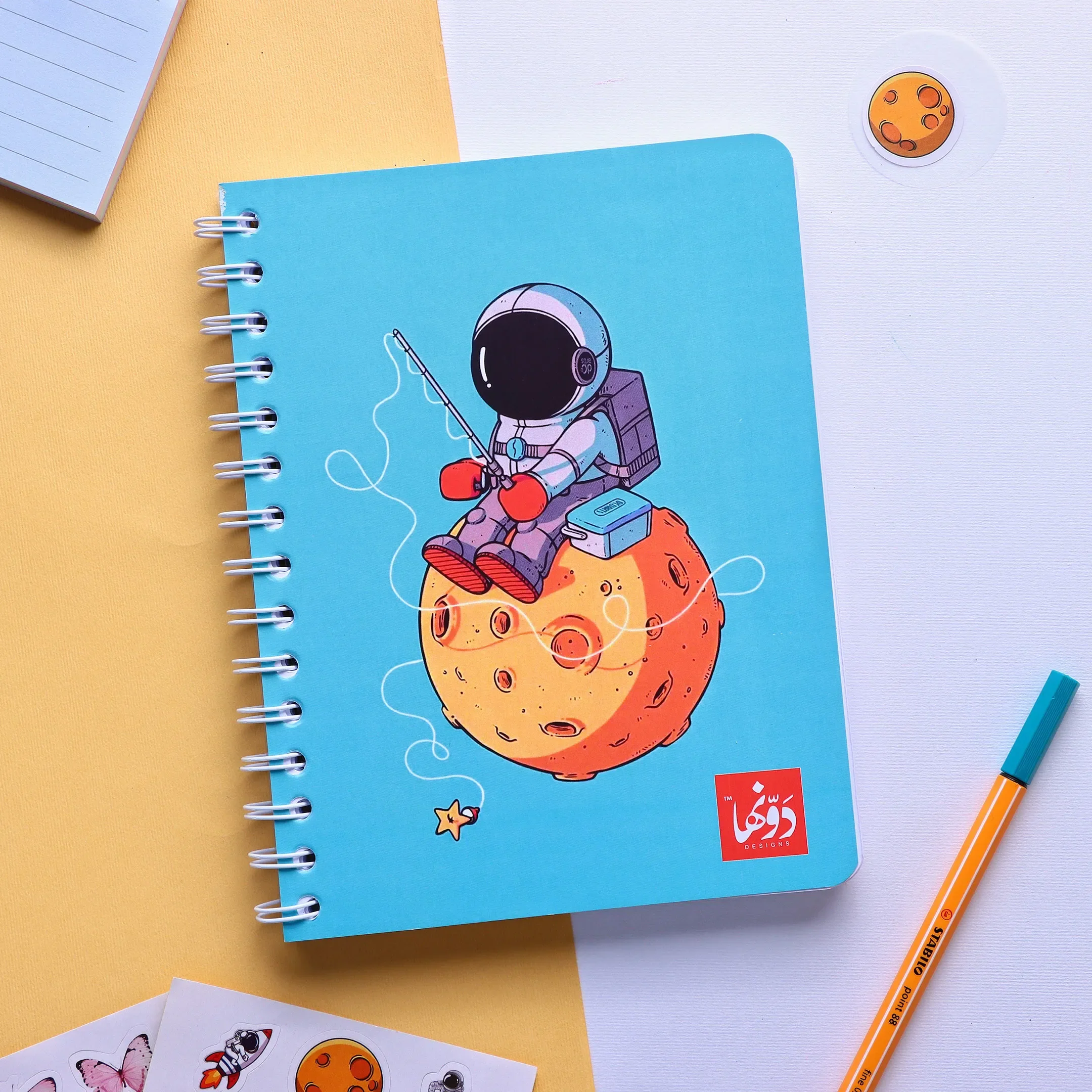 [3343] dot Notebook wired outer space